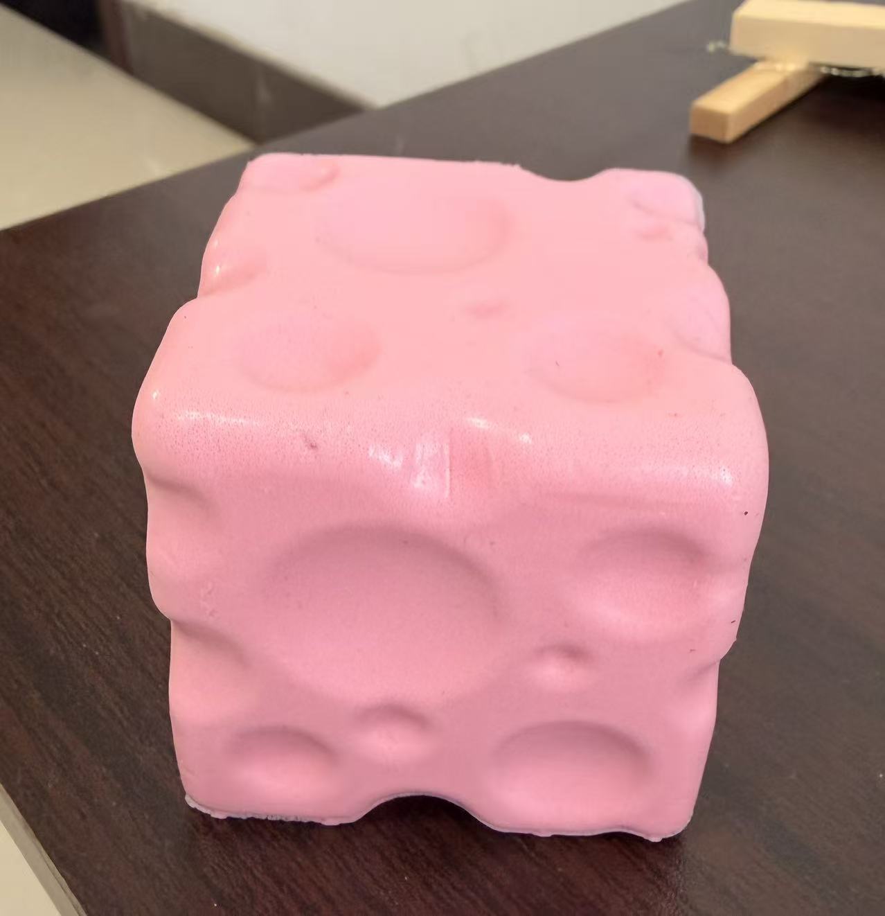 Taba Squishy Cheese Cube, Pelo - Fire Starter Cube reseña y precio
